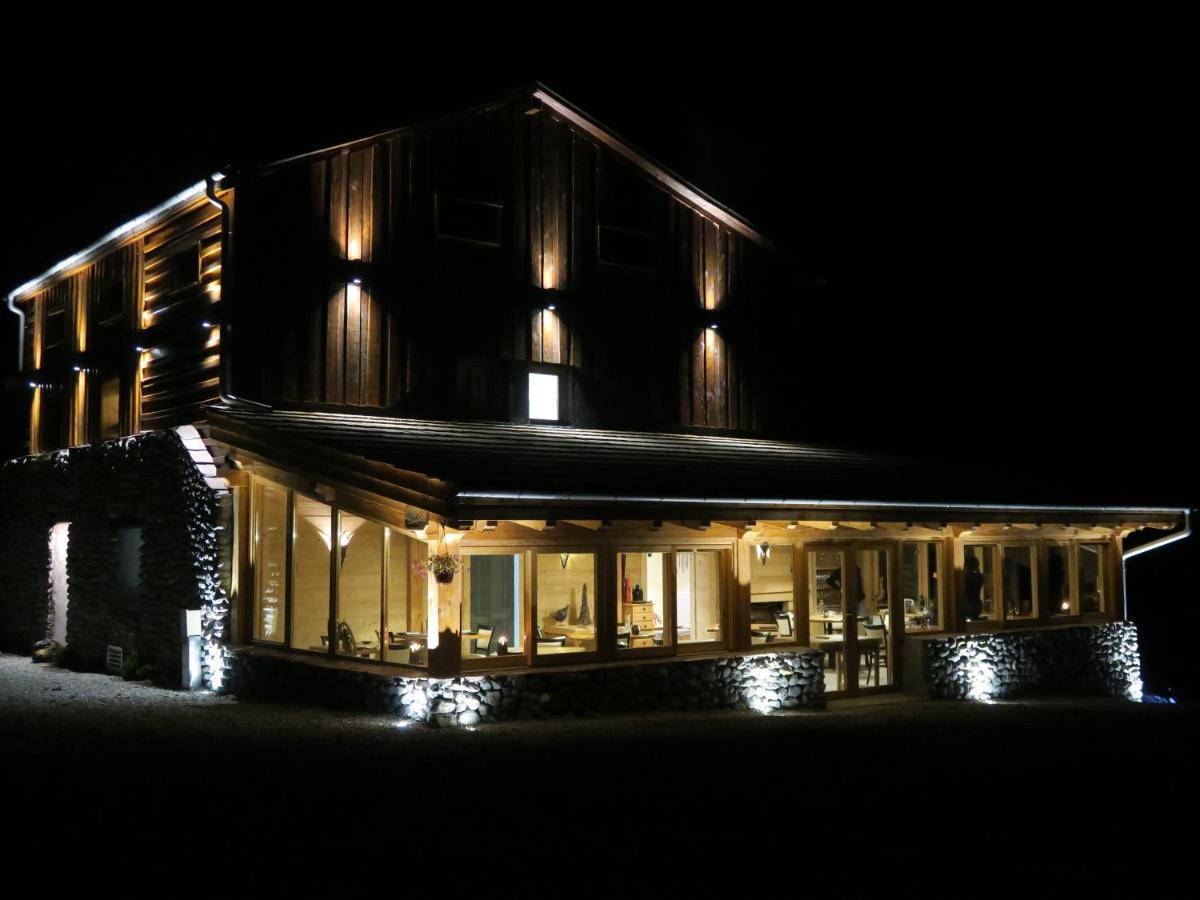 Auberge Quintessence Roubion Exterior photo